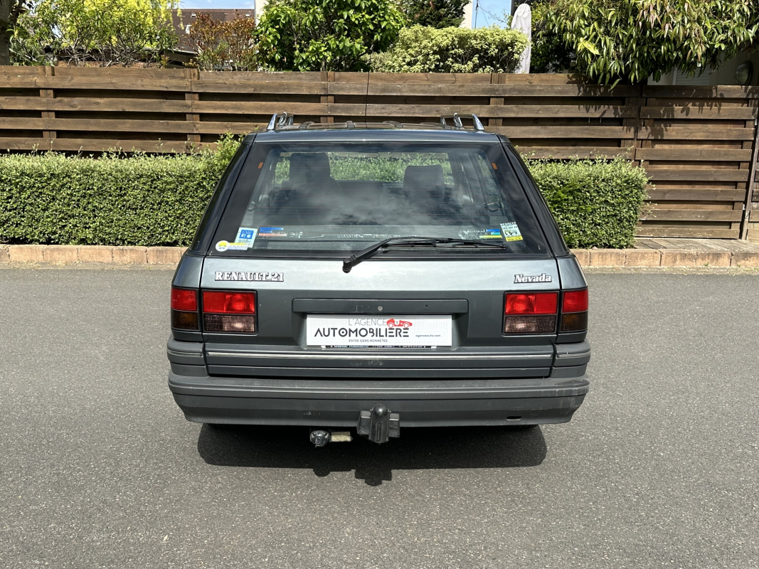 Renault 21 — 4