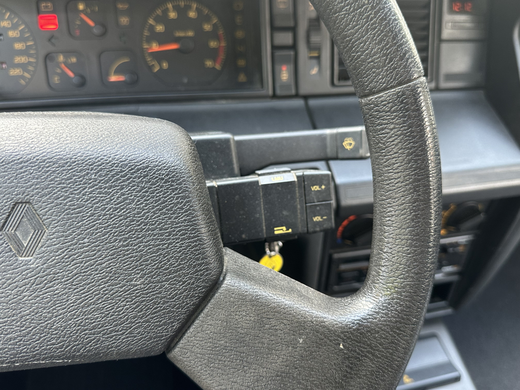 Renault 21 — 19