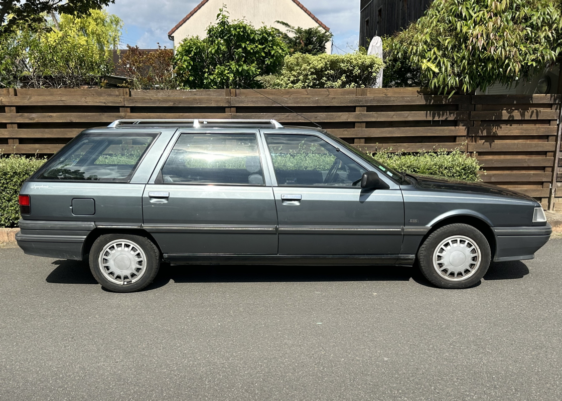 Renault 21 — 6