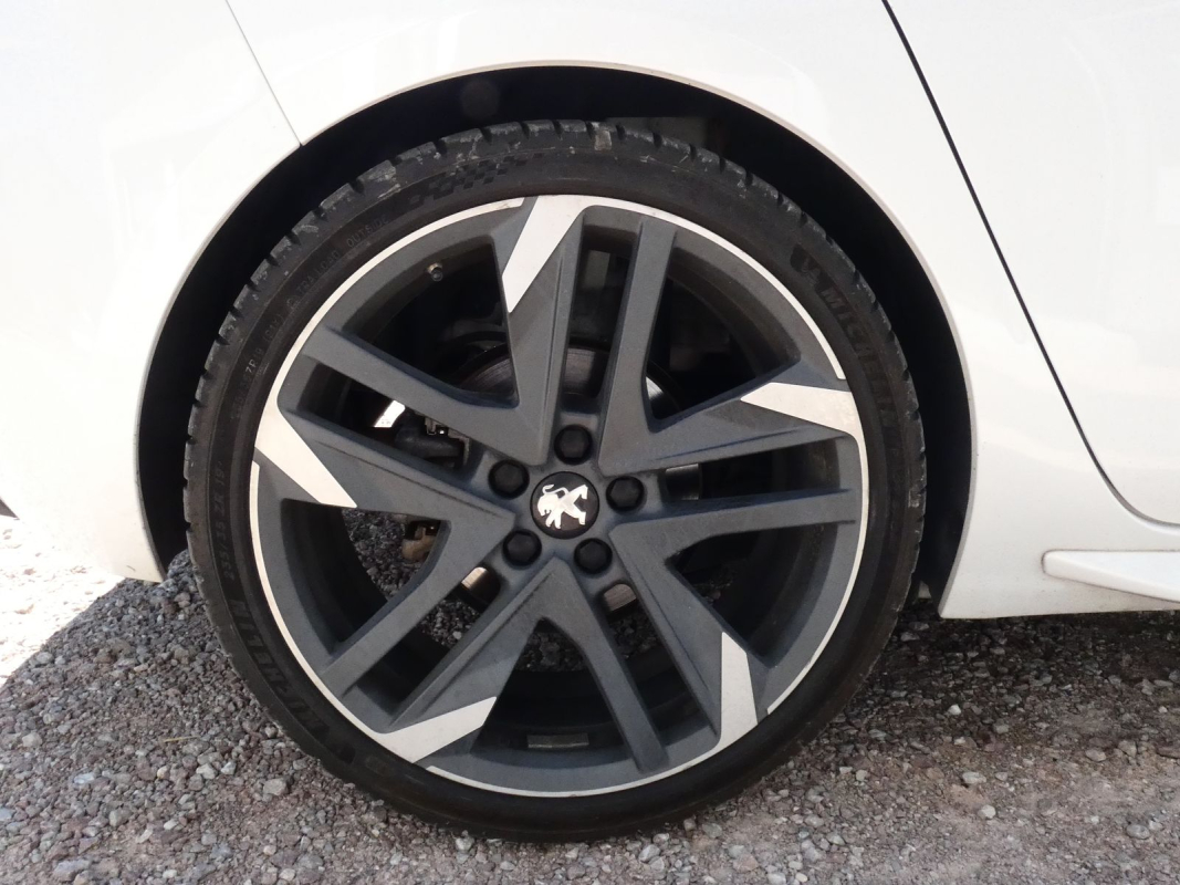 Peugeot 308 — 19