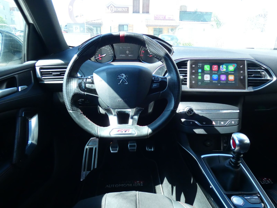 Peugeot 308 — 12