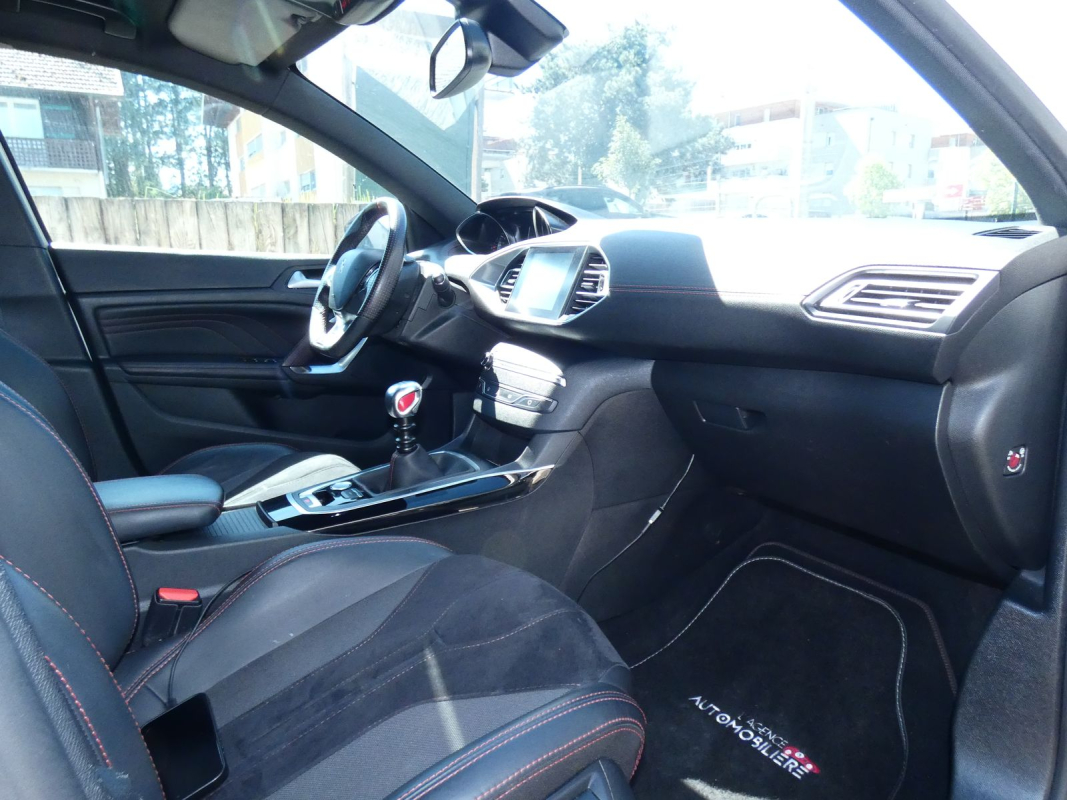 Peugeot 308 — 17