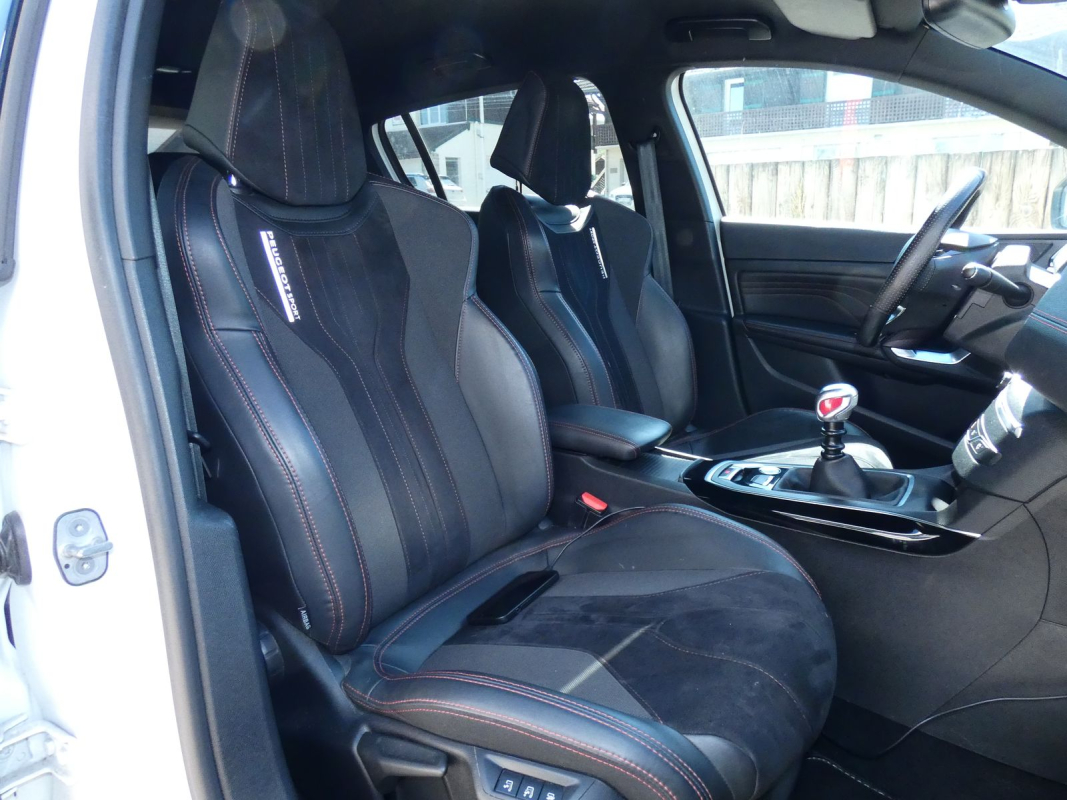 Peugeot 308 — 18
