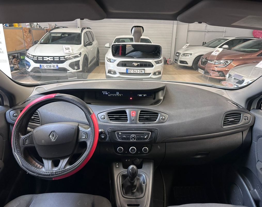 Renault Scenic — 8