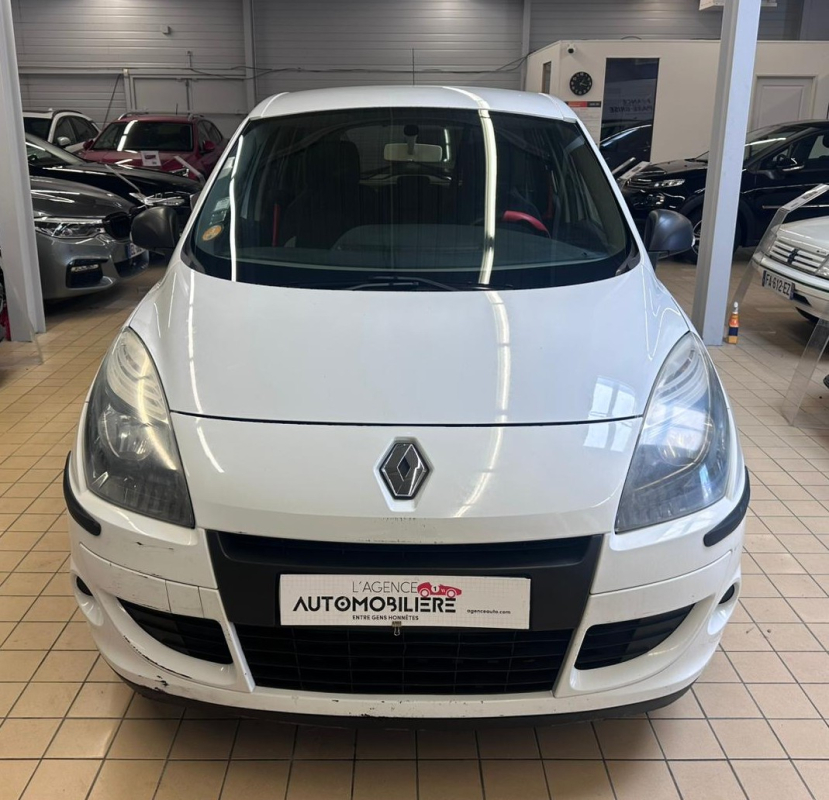Renault Scenic — 2