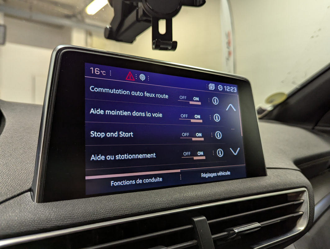 Peugeot 3008 — 16