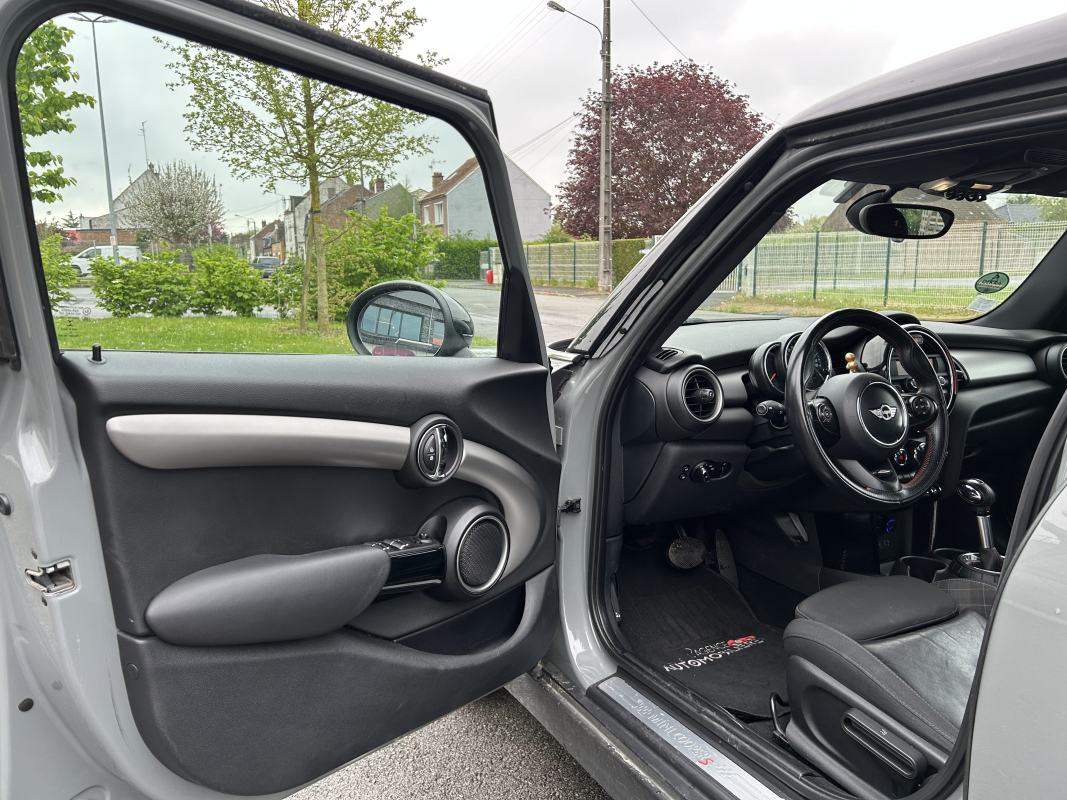 Mini Mini — 12