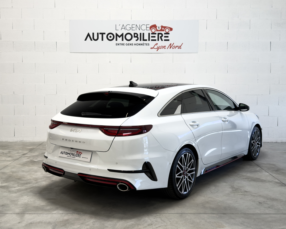 Kia ProCeed — 4