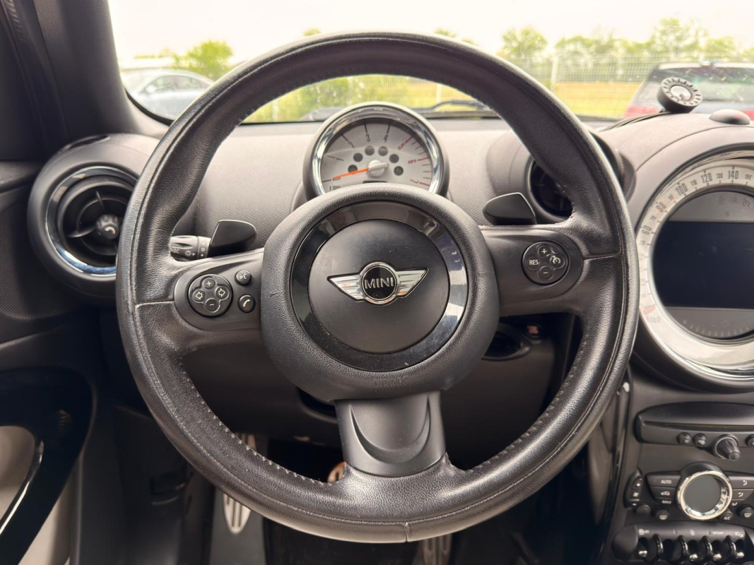 Mini Paceman — 14