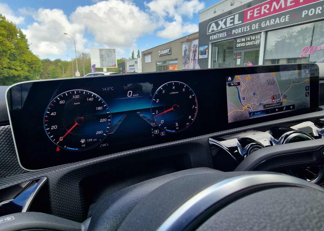 Mercedes Classe A — 32