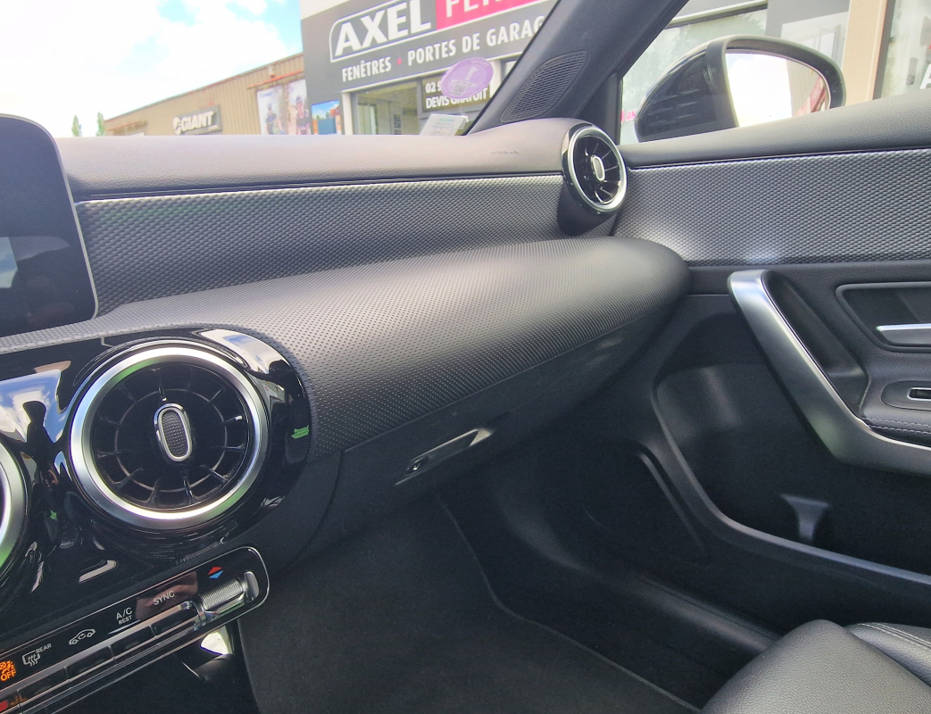 Mercedes Classe A — 33