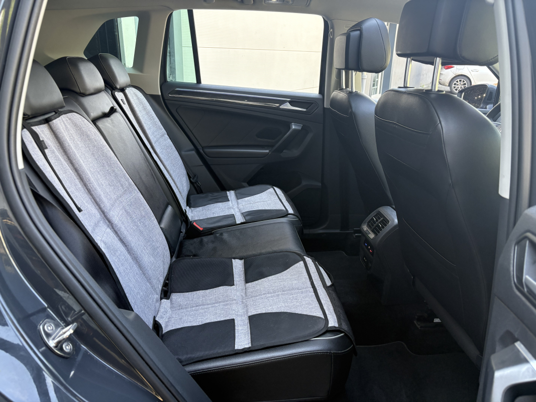 Volkswagen Tiguan — 25