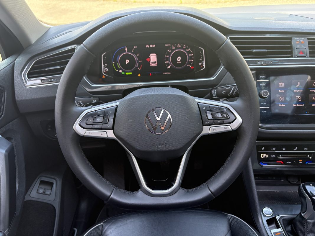 Volkswagen Tiguan — 10