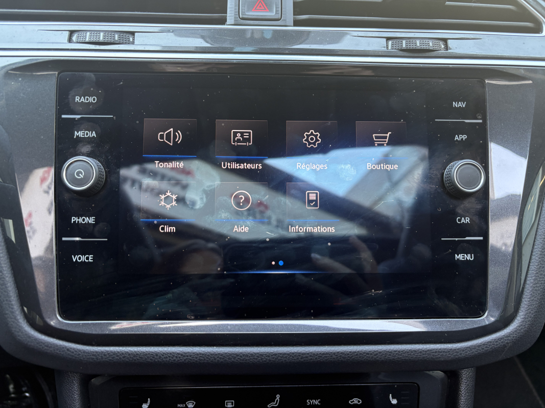 Volkswagen Tiguan — 19