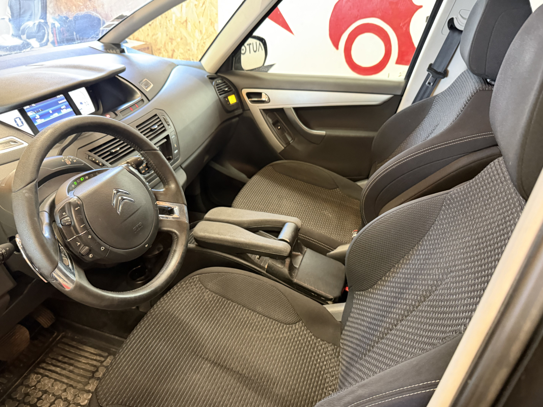 Citroen C4 Picasso — 10