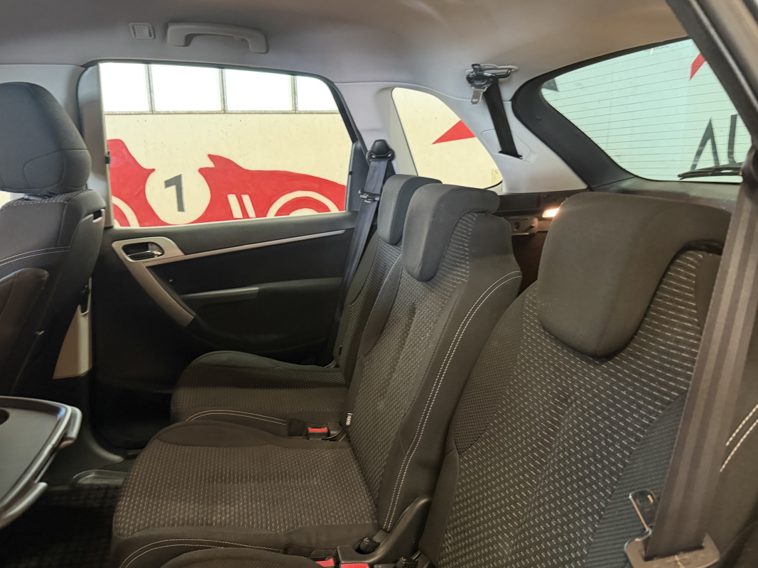 Citroen C4 Picasso — 16