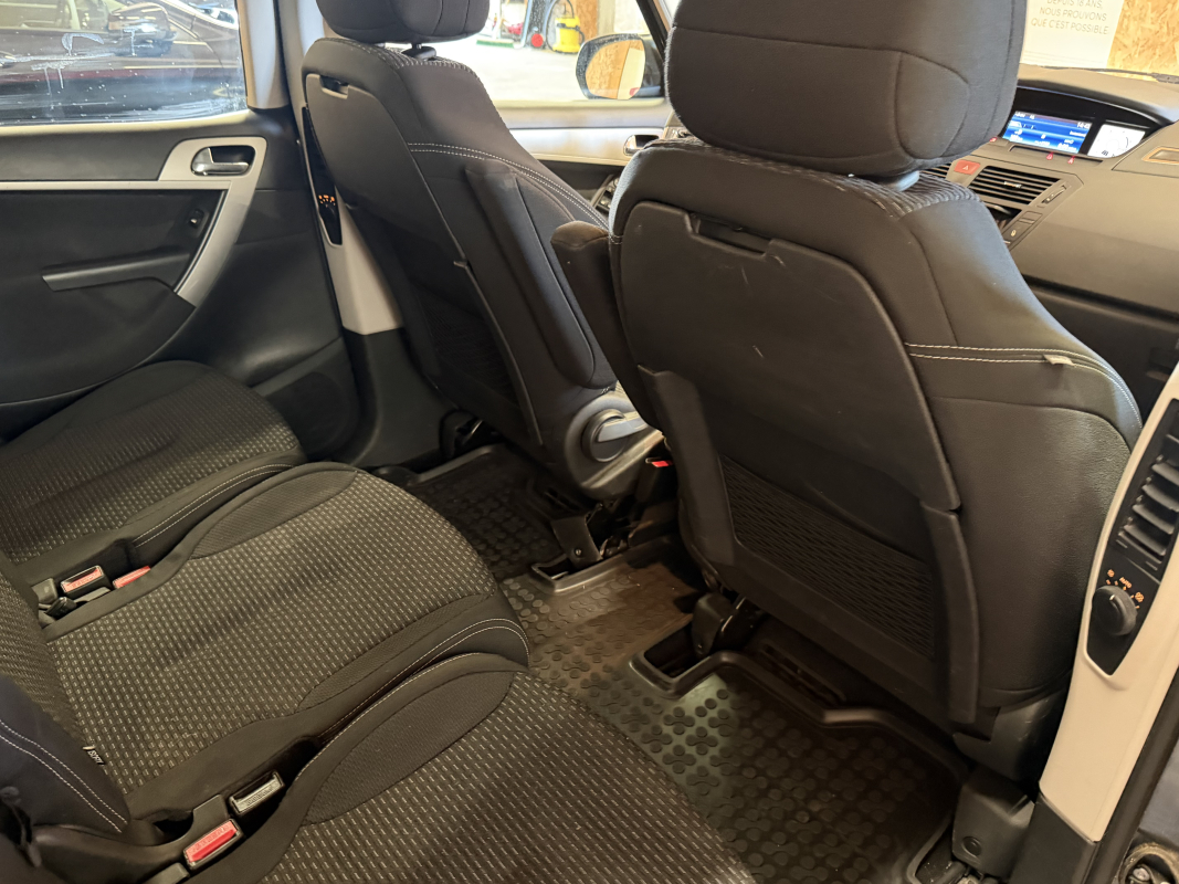Citroen C4 Picasso — 19