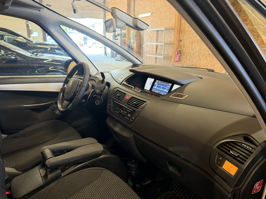 Citroen C4 Picasso — 12