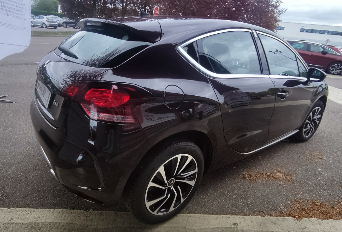 DS DS 4 — 21