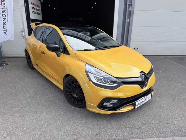 Renault Clio — 24
