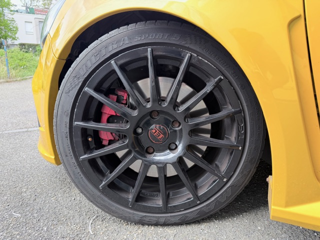 Renault Clio — 21