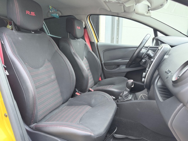 Renault Clio — 15