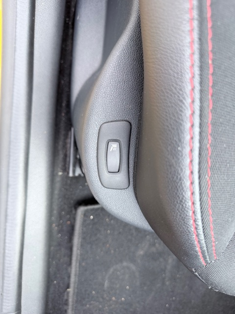 Renault Clio — 18
