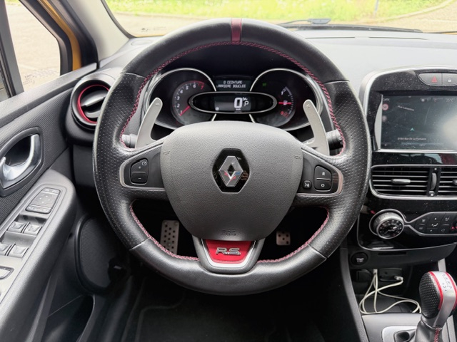 Renault Clio — 8