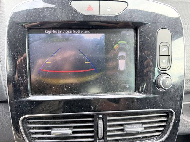 Renault Clio — 11