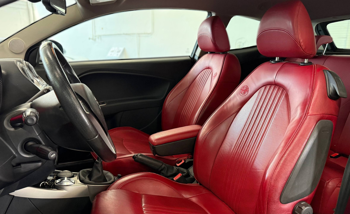 Alfa Romeo Mito — 12