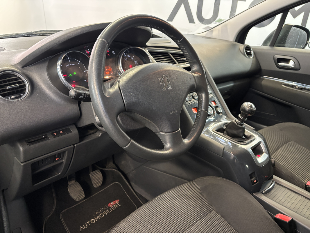 Peugeot 5008 — 10