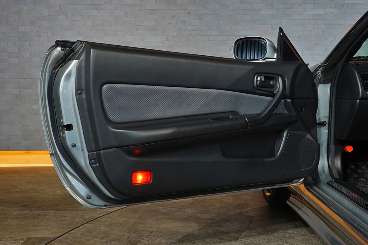Nissan Skyline — 20