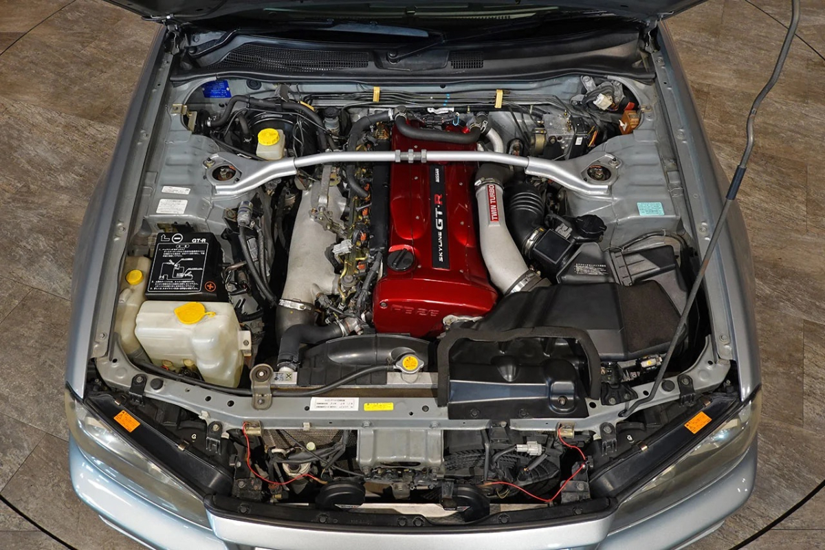 Nissan Skyline — 23