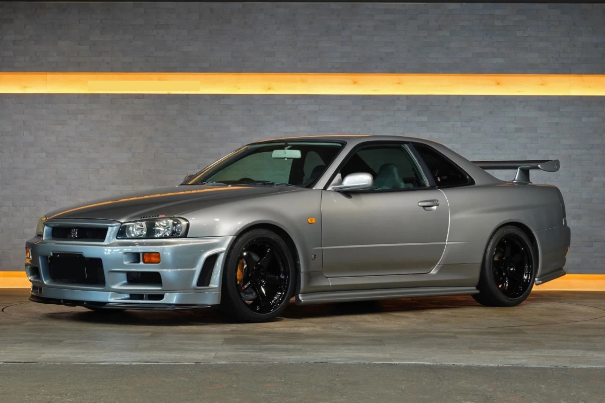 Nissan Skyline — 5