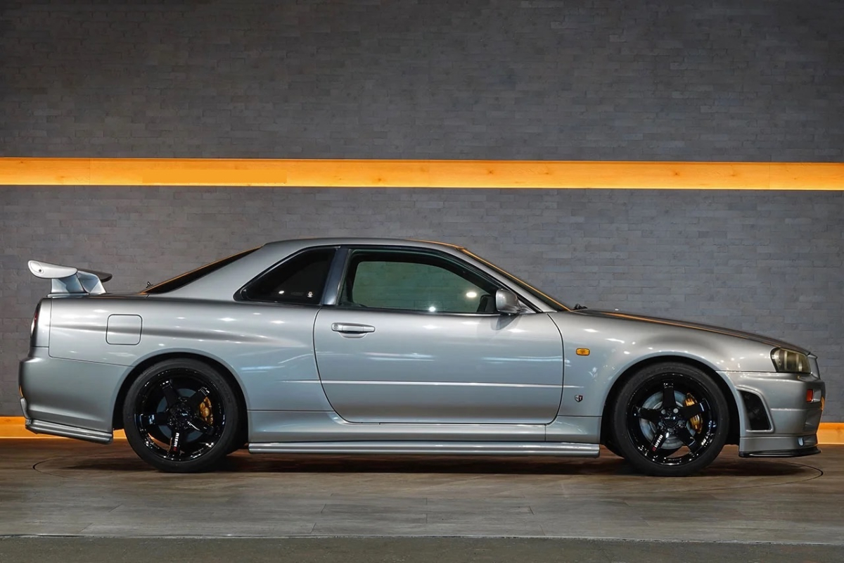 Nissan Skyline — 9