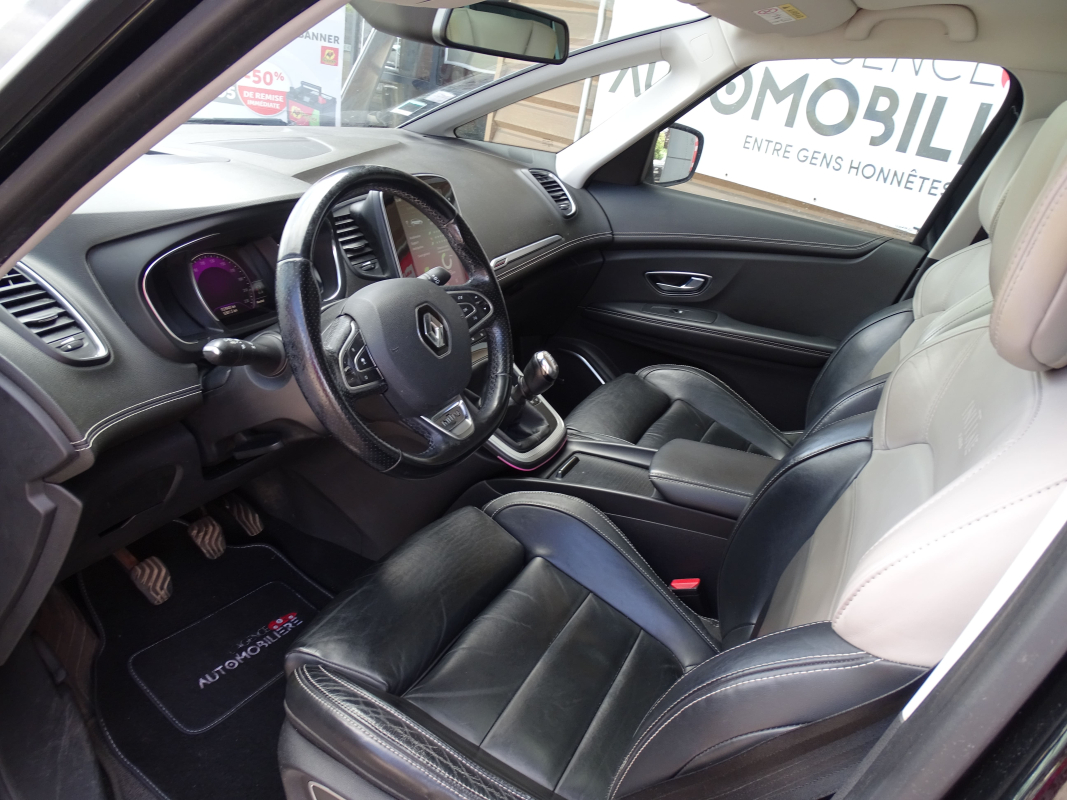Renault Scenic — 7