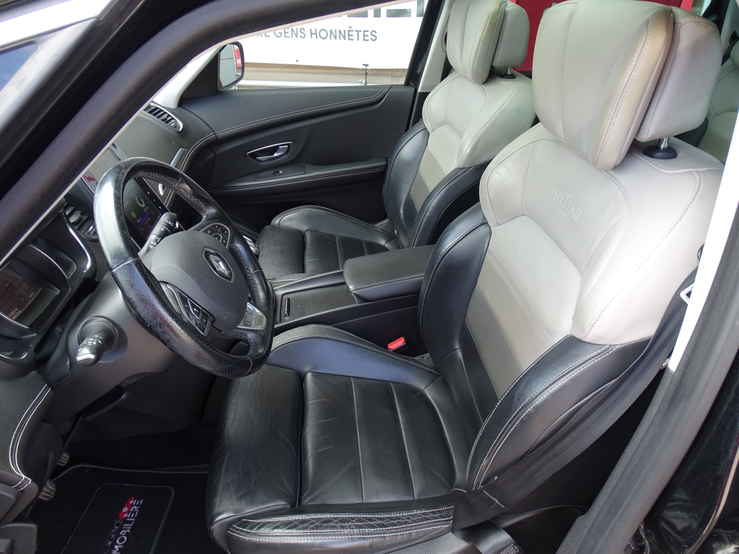 Renault Scenic — 8