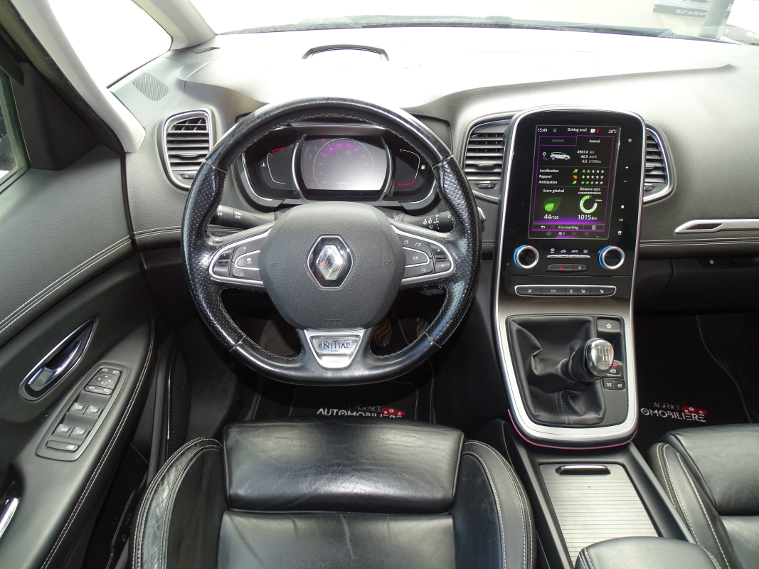Renault Scenic — 16