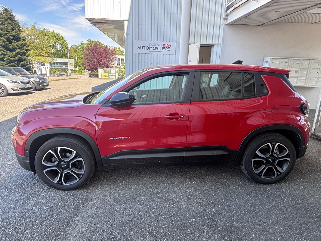 Jeep Avenger — 4
