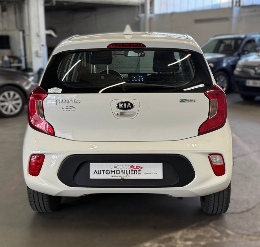Kia Picanto — 8