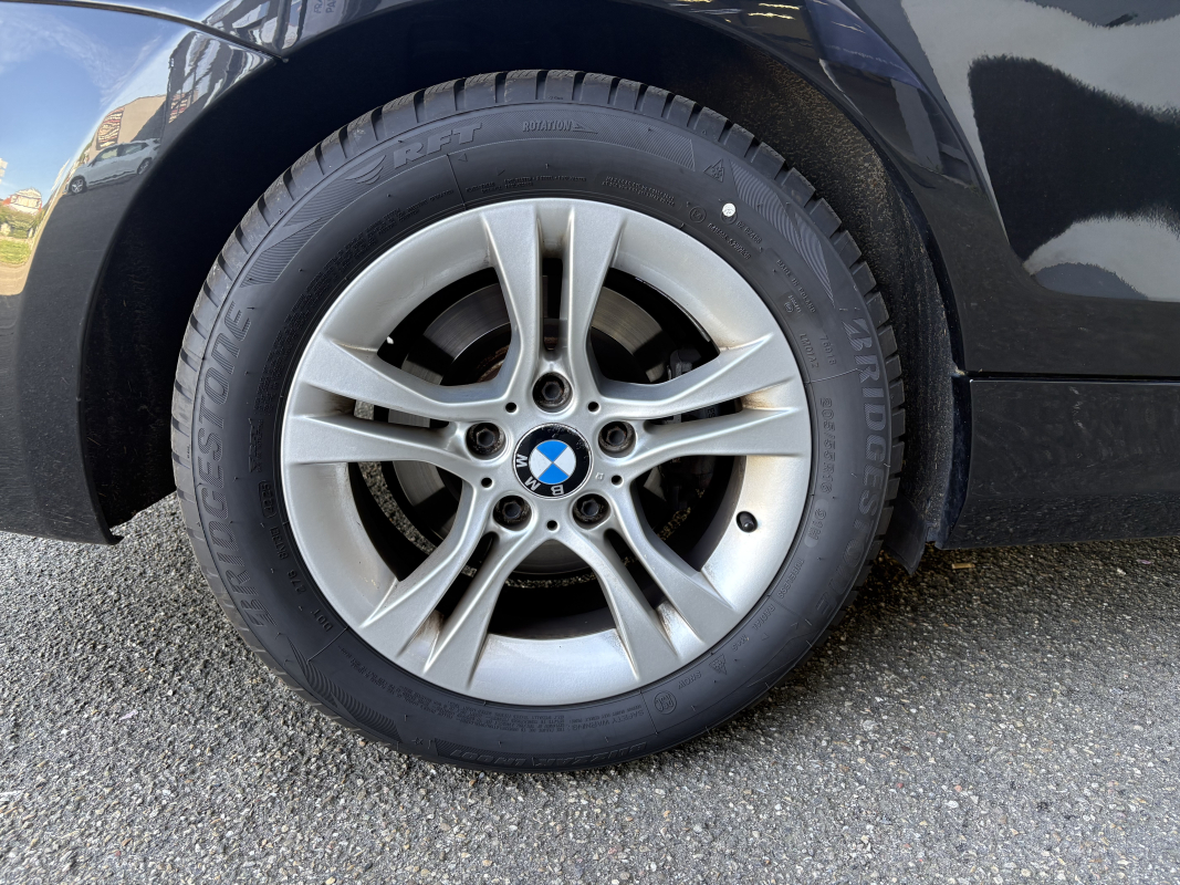 Bmw Série 1 — 24