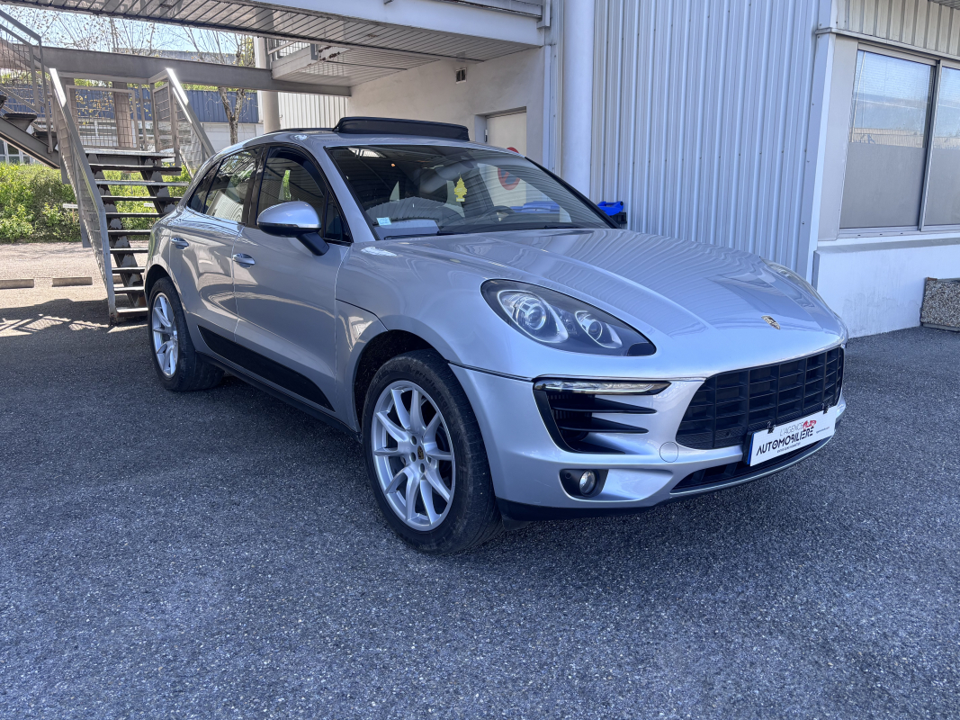 Porsche Macan — 9