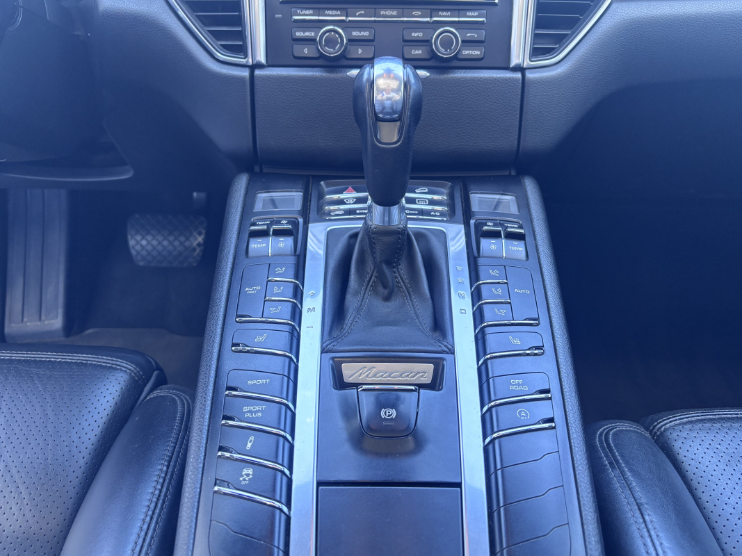 Porsche Macan — 15