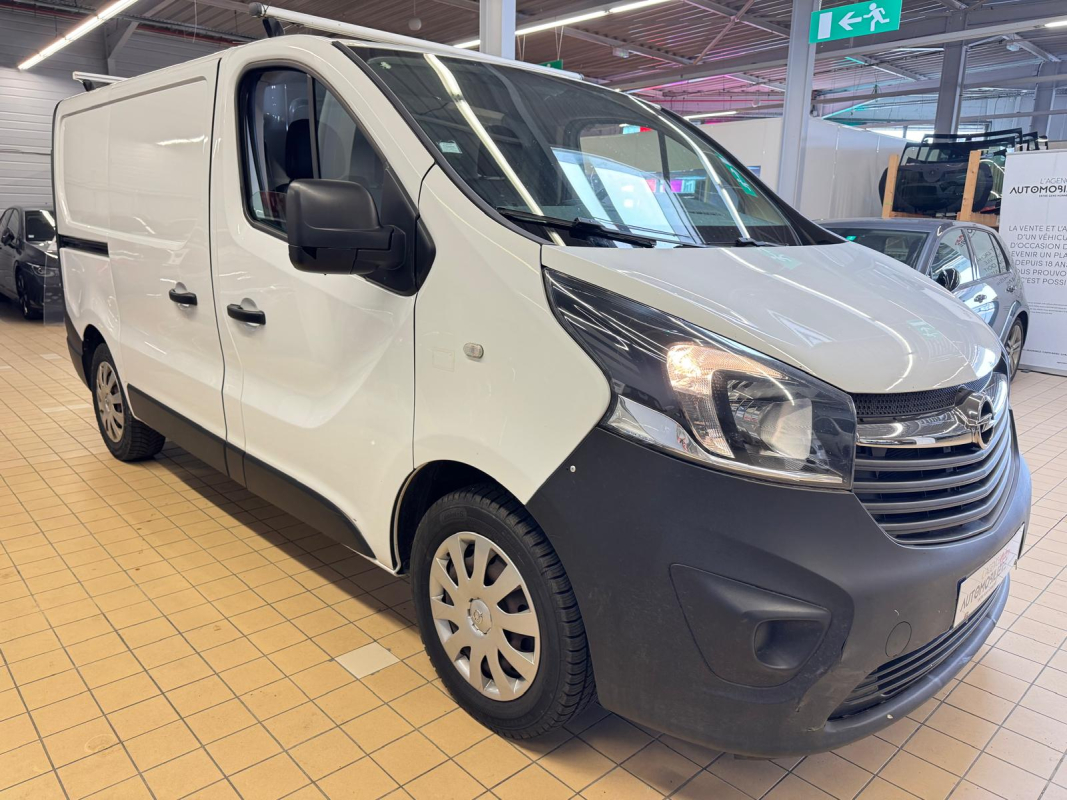 Opel Vivaro — 4