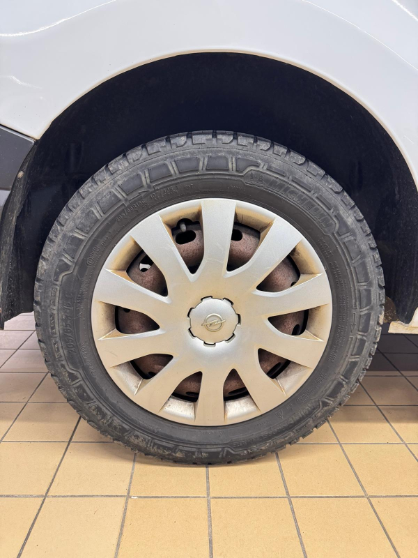 Opel Vivaro — 20