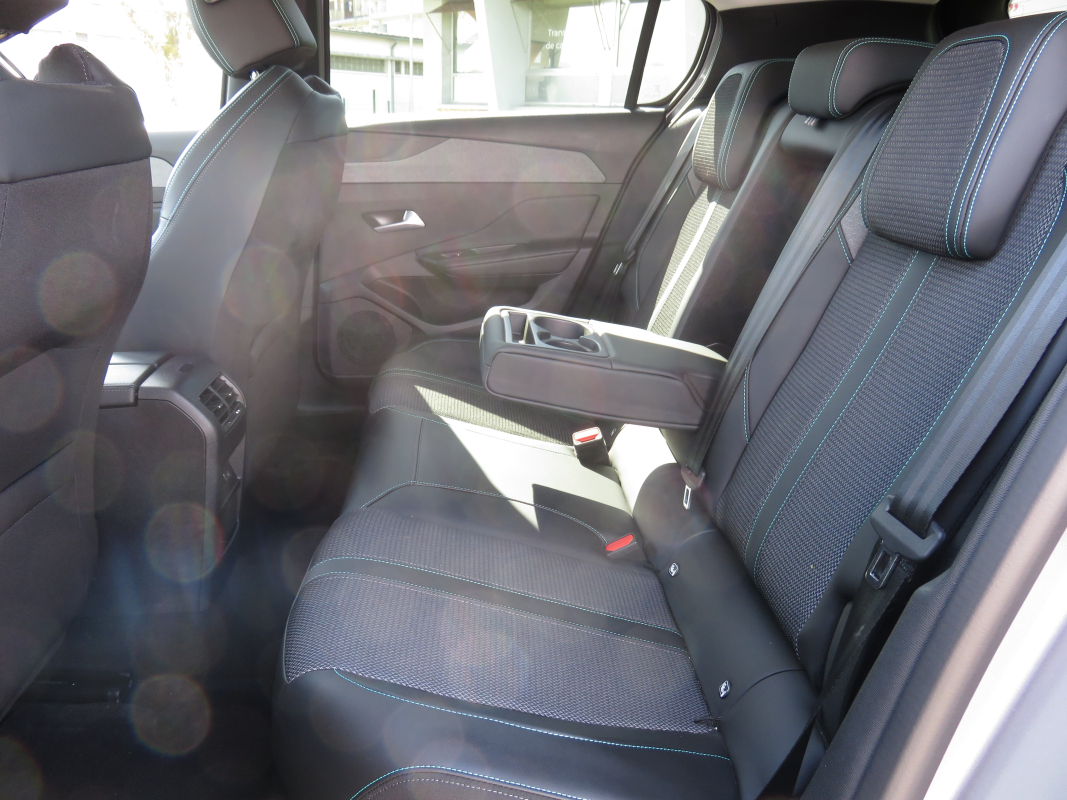 Peugeot 308 — 13