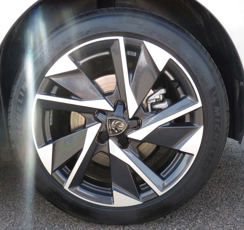 Peugeot 308 — 27