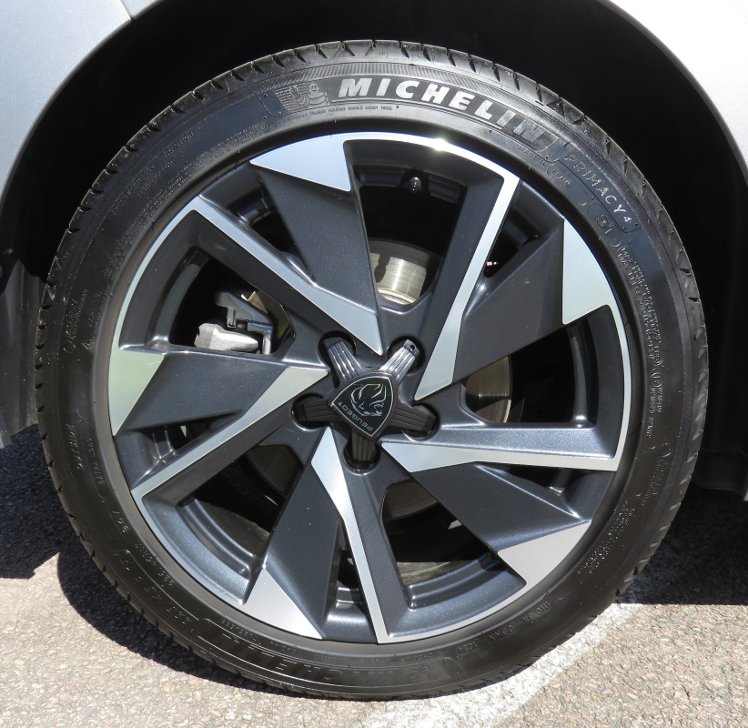 Peugeot 308 — 29