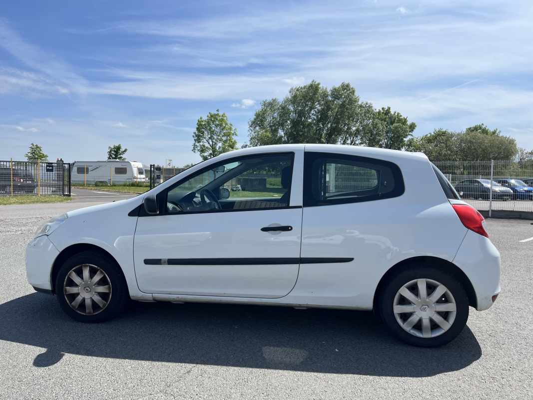 Renault Clio — 9