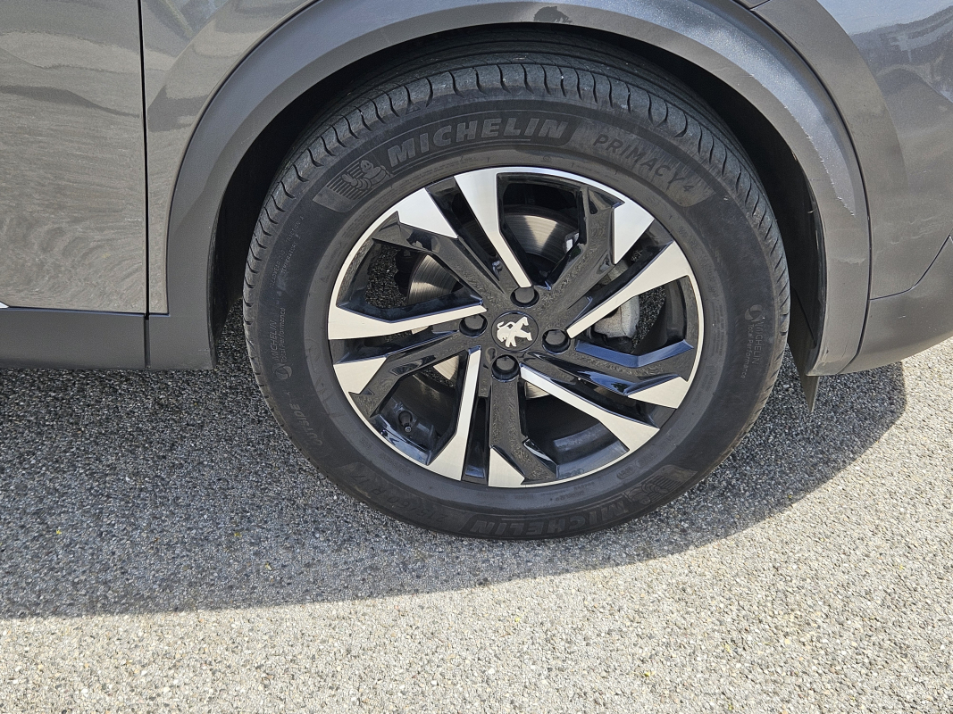Peugeot 2008 — 28